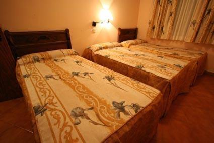 Hostal Cruz Verde Navalcarnero Quarto foto